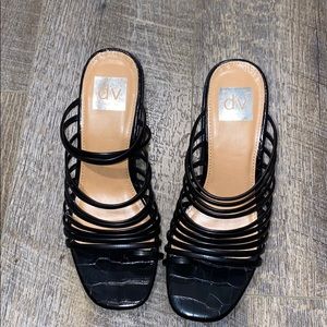 Dolce vita sandals